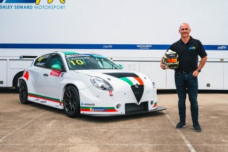 Holdsworth in TCR Australia with Ashley Seward Motorsport