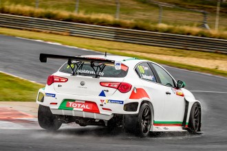 Lee Holdsworth gets ready for TCR Australia debut