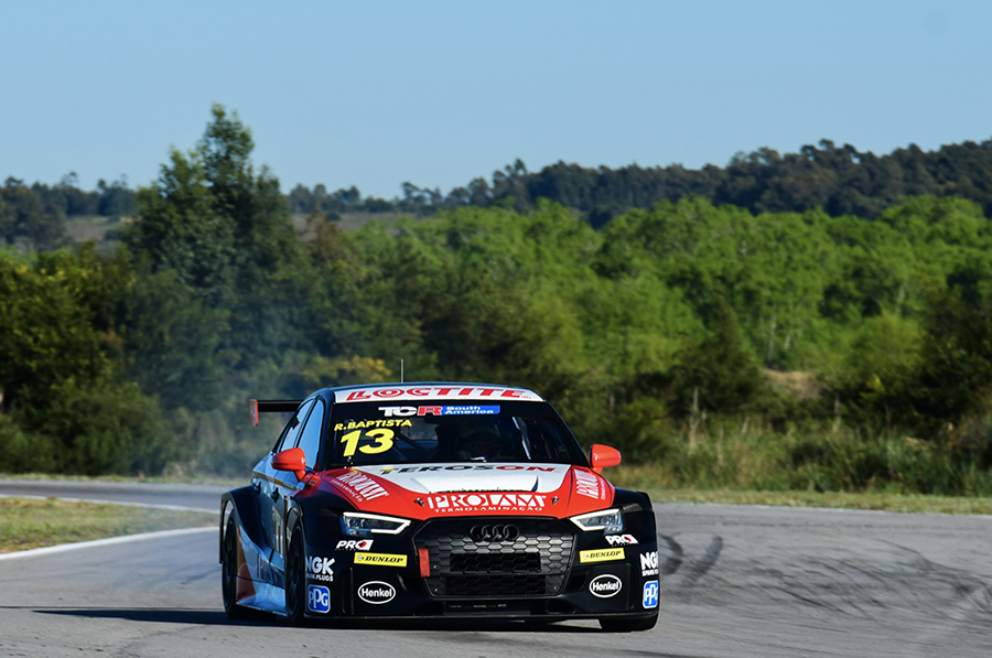 Lights-to-flag win for Rodrigo Baptista in El Pinar’s Race 1