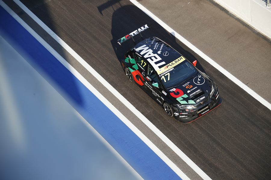 Kalmanovich beats Bragin to win TCR Russia’s last race