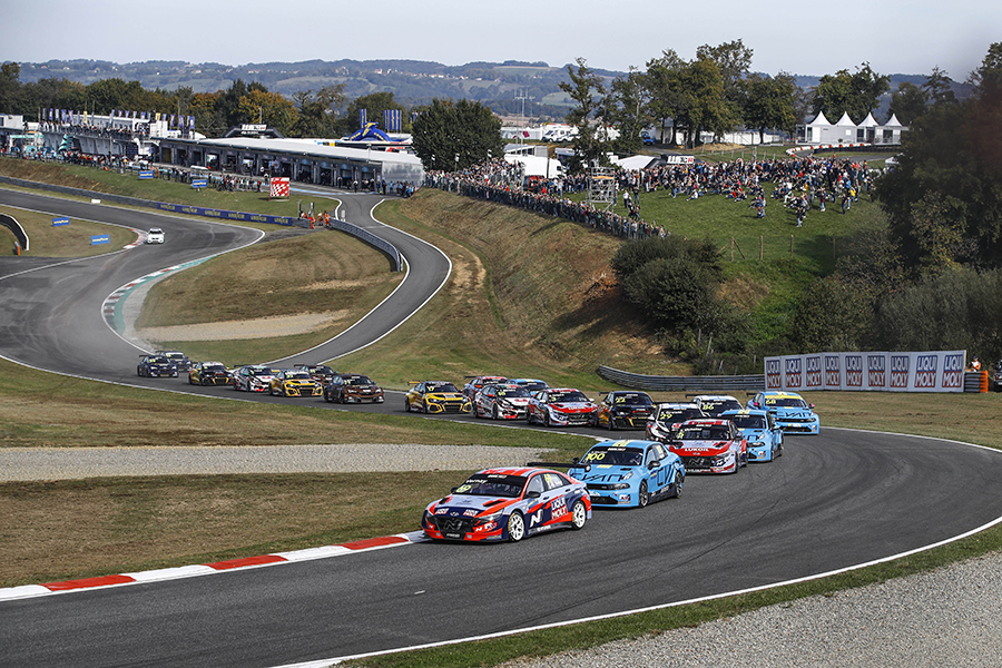 Adria hosts the penultimate event of the WTCR