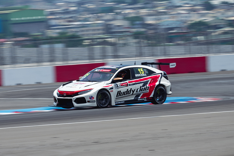 Fist-Team AAI Honda Civic wins TCR Taipei inaugural race