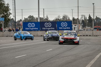 Home race win for N&eacute;stor Girolami in La Pedrera&rsquo;s Race 2