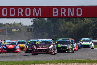 Balaton Park hosts TCR Eastern Europe’s season opener