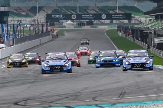 Zhang Zhen Dong makes a clean sweep in TCR Asia at Sepang