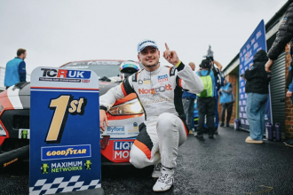 Callum Newsham takes a double win in TCR UK at Croft