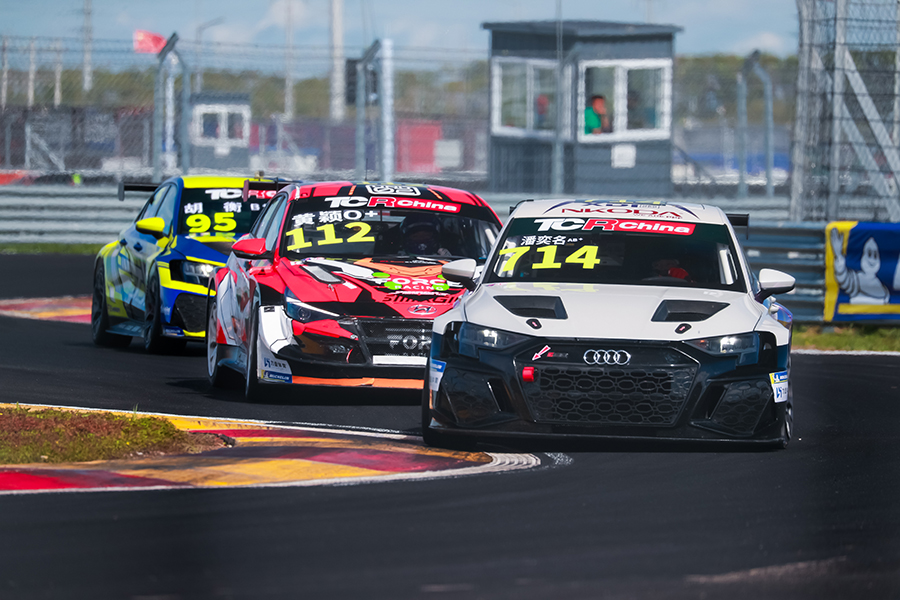 Liu Zi Chen and Pan Yi Ming take victories in TCR China Challenge