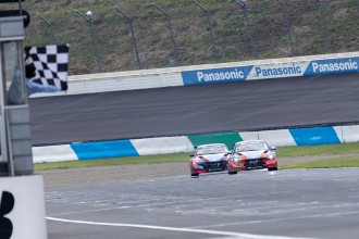 Choi and Kato share TCR Japan race wins at Motegi