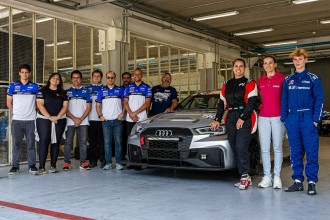 Three lady drivers from Brazil tested TCR car in Interlagos