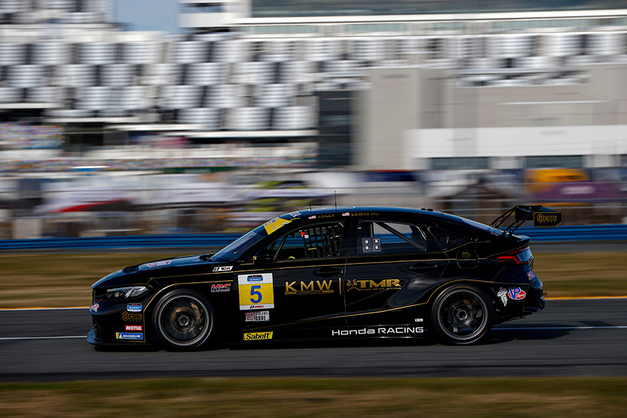 Tim Lewis’ Honda Civic is fastest in IMSA test days at Daytona 