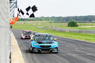 Bradley Hutchison and MPHR aiming for the 2025 TCR UK title