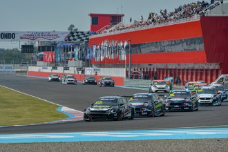 Heroic Pezzini loses victory on last lap in Termas de Río Hondo