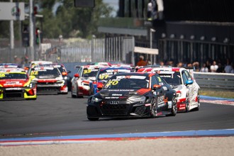 Teddy Clairet wins in Misano and jumps on top of TCR Europe