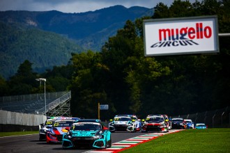 Imberti and Taylor are victorious in TCR Italy at Mugello