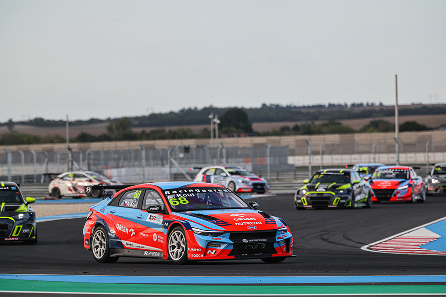 Adam Kout secures TCR Eastern Europe title at Balaton Park