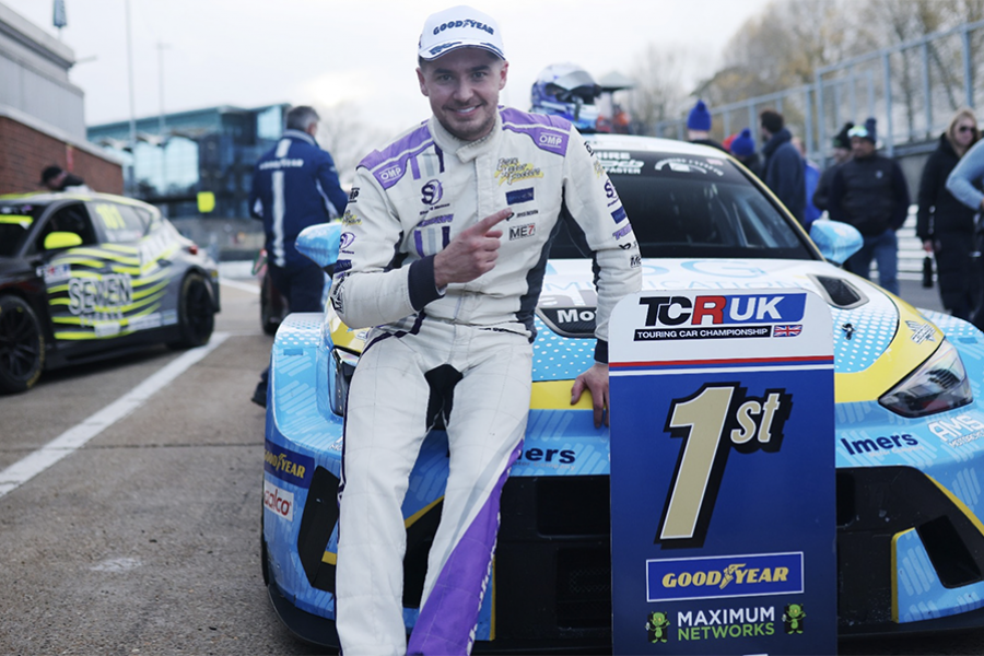 Adam Shepherd clinches his first TCR UK title in Brands Hatch