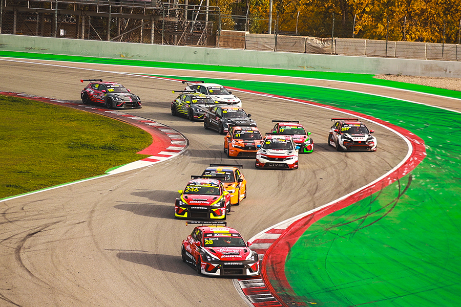 Gené and Shepherd share wins while Halder secures the title